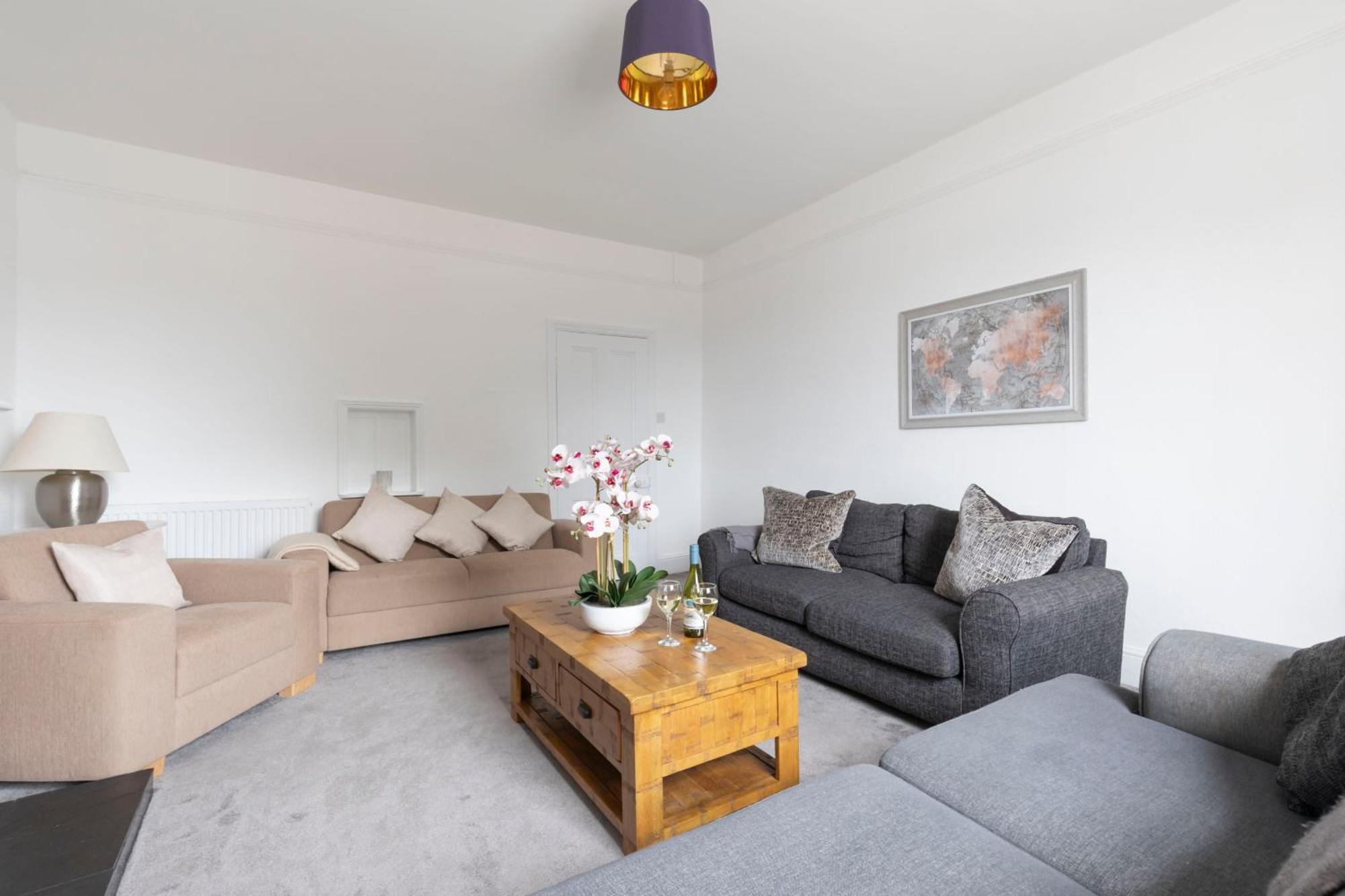 Fabulous, Vibrant, Town House, Central Bath Road Челтенхам Экстерьер фото