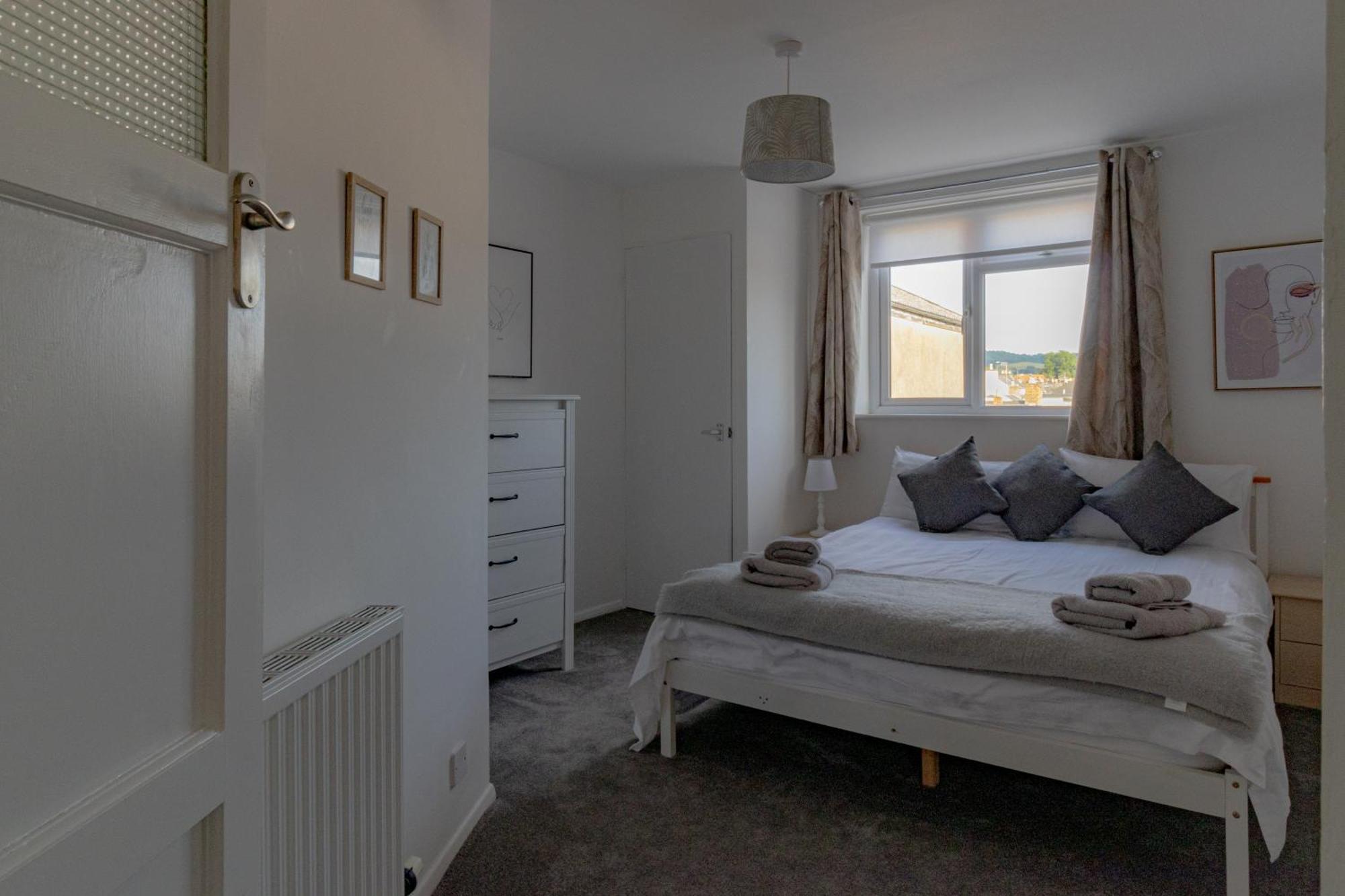 Fabulous, Vibrant, Town House, Central Bath Road Челтенхам Экстерьер фото