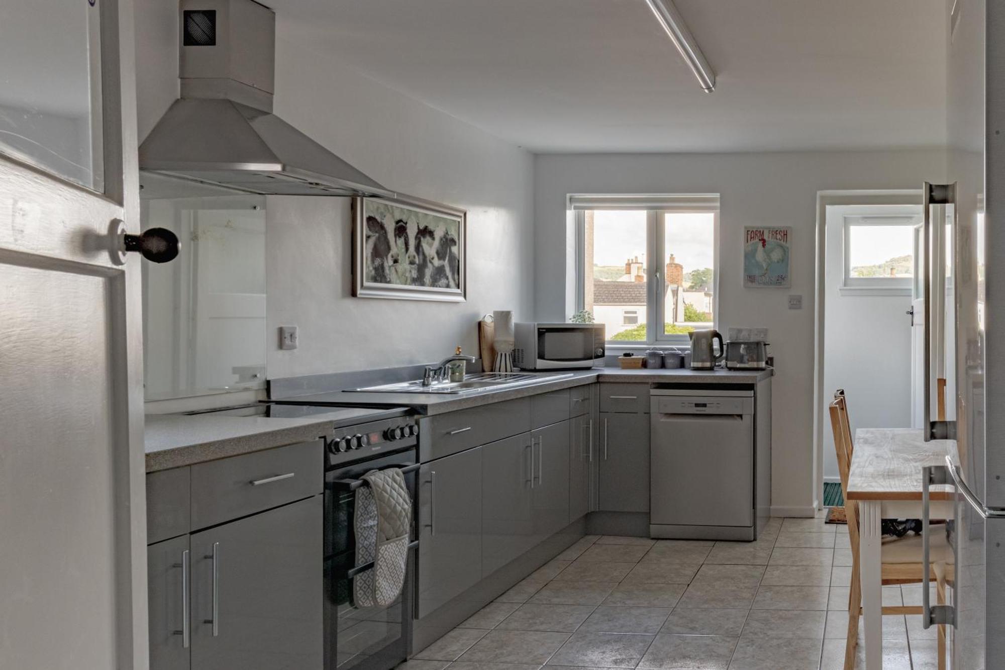 Fabulous, Vibrant, Town House, Central Bath Road Челтенхам Экстерьер фото