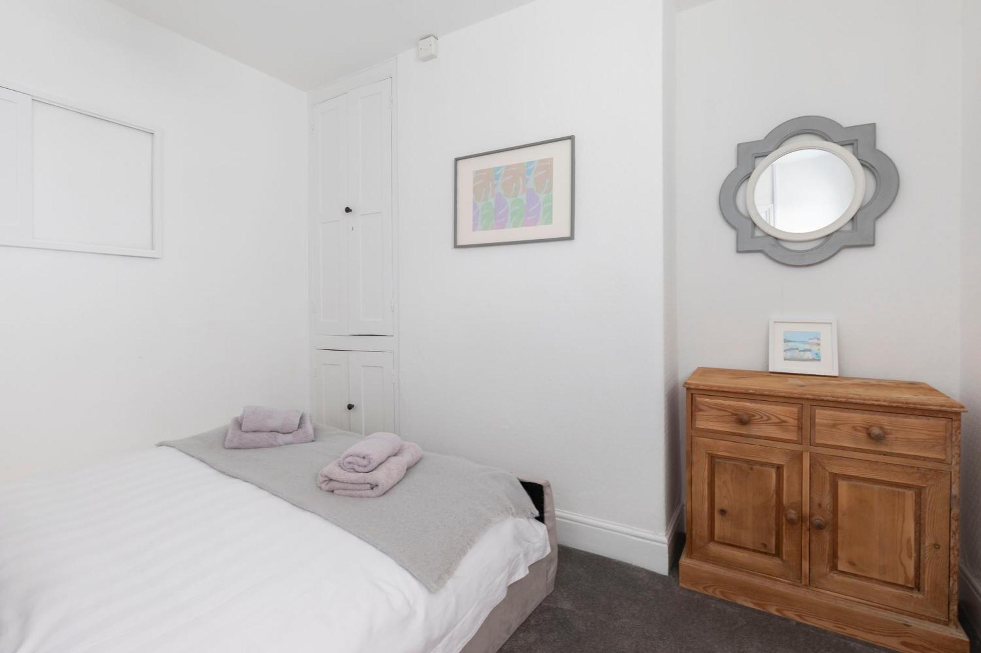 Fabulous, Vibrant, Town House, Central Bath Road Челтенхам Экстерьер фото
