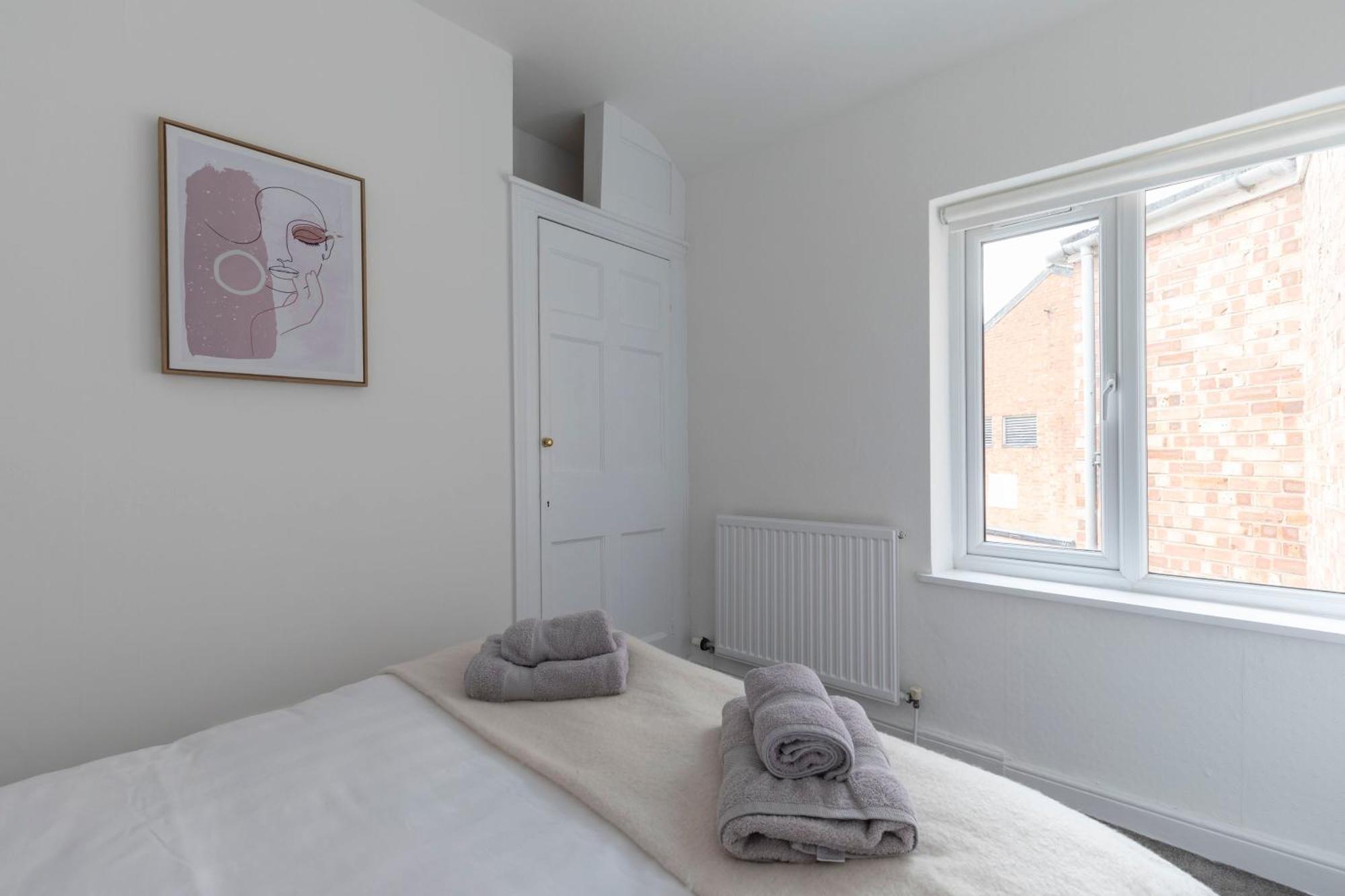Fabulous, Vibrant, Town House, Central Bath Road Челтенхам Экстерьер фото