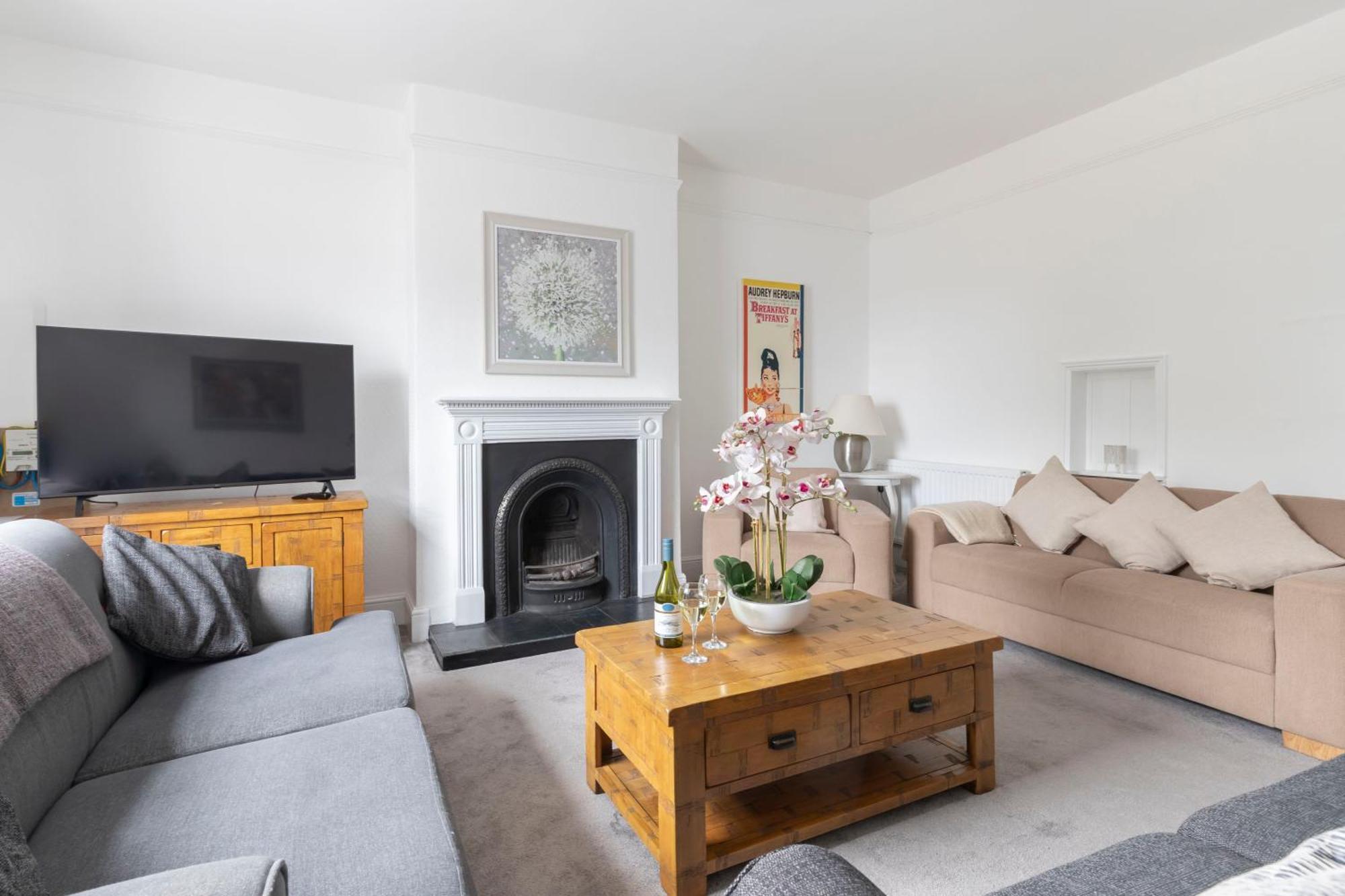 Fabulous, Vibrant, Town House, Central Bath Road Челтенхам Экстерьер фото